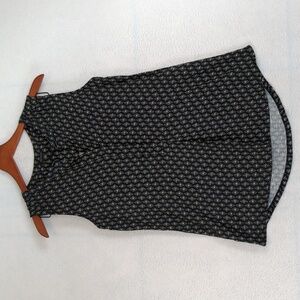 Ann Taylor Black & White Diamond Pattern Office‎ Tank Blouse XS